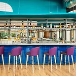 Hotel Yotel