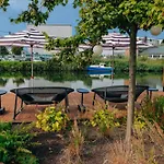 Yotel 4* Амстердам