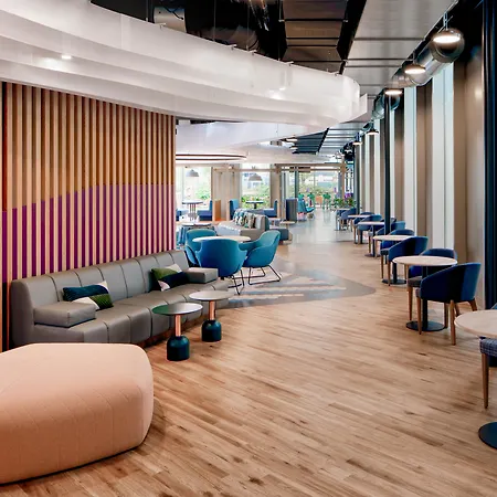 Hotel Yotel 4*