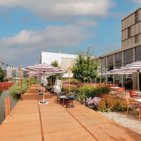 Yotel 4* Amsterdam