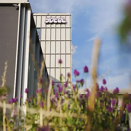 Yotel Hotell 4*