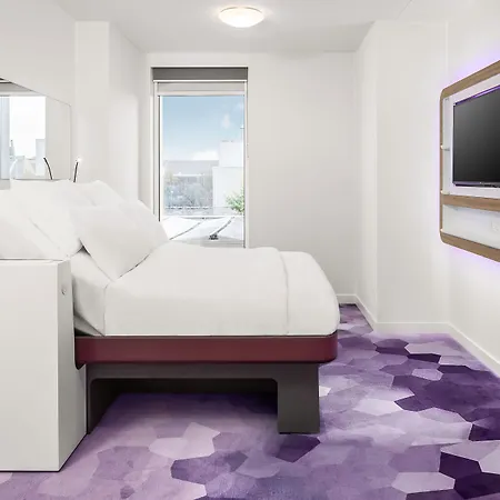 Yotel Hotell 4*