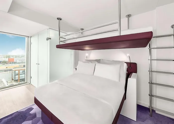 Hotel Yotel 4*