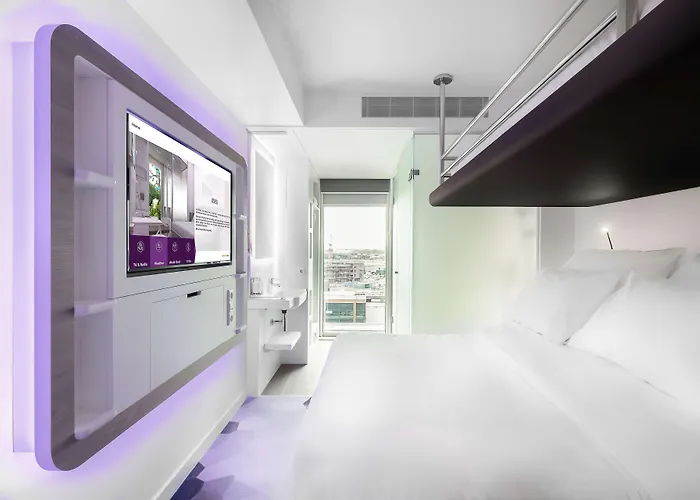 Hotel Yotel 4*
