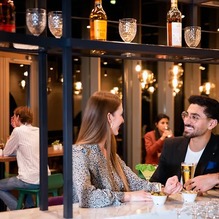 Yotel Ξενοδοχείο