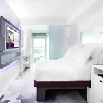 Yotel Amsterdam